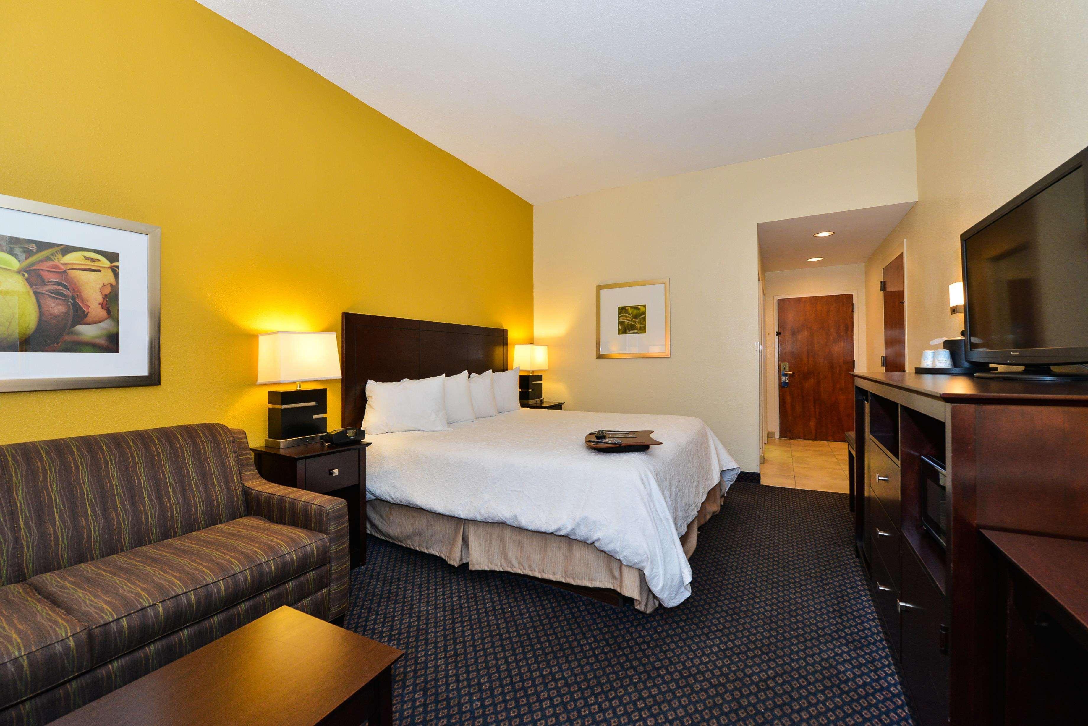 Hampton Inn Petersburg-Fort Gregg Adams Eksteriør billede